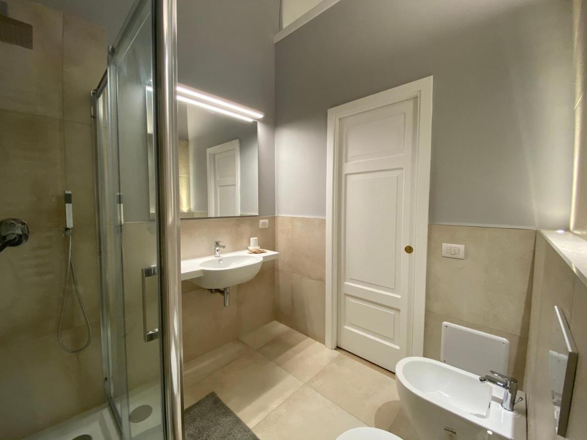 Suite 261 - Intero Appartamento Nel Centro Di Bari Ngoại thất bức ảnh