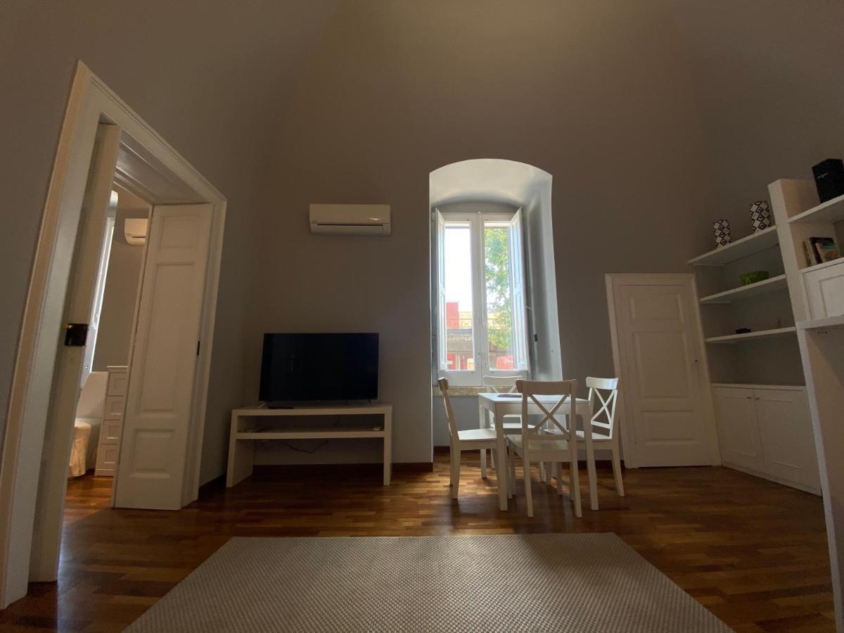 Suite 261 - Intero Appartamento Nel Centro Di Bari Ngoại thất bức ảnh